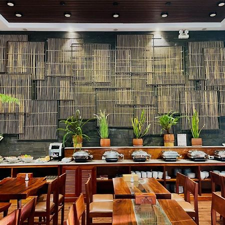 Luu Ngai Condotel Quy Nhon Exteriör bild